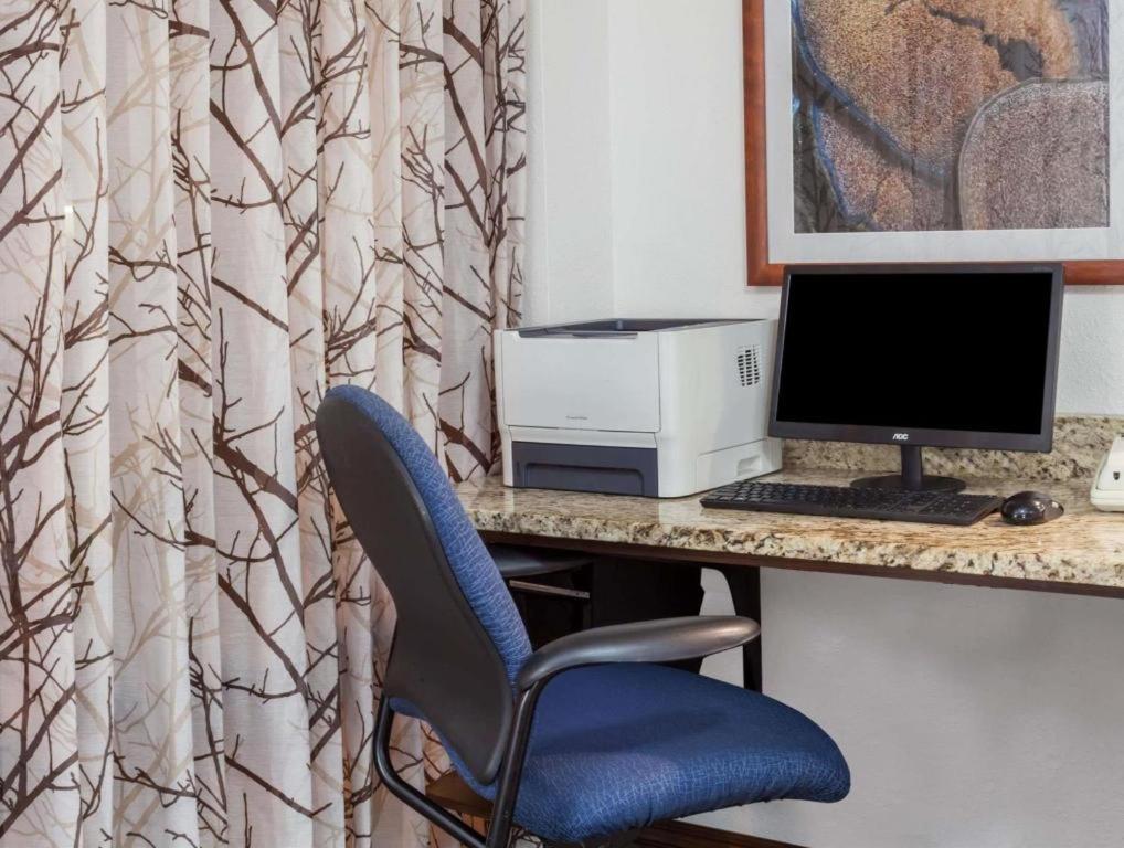 Days Inn Springfield South מראה חיצוני תמונה