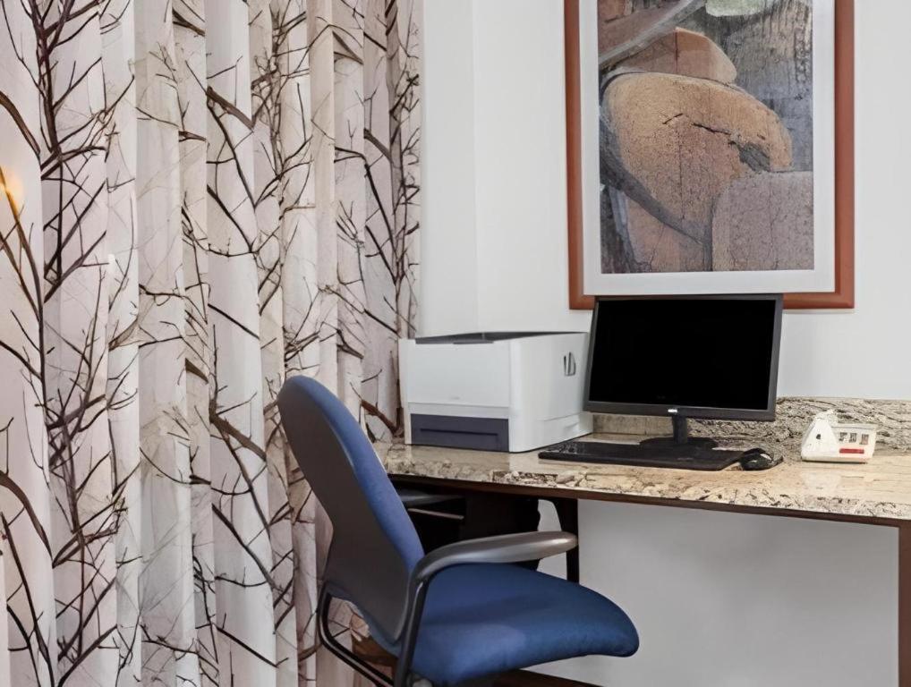 Days Inn Springfield South מראה חיצוני תמונה