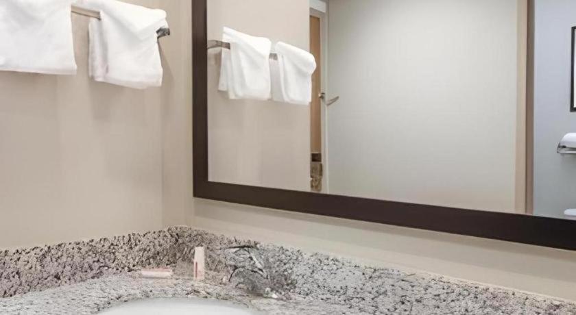 Days Inn Springfield South מראה חיצוני תמונה